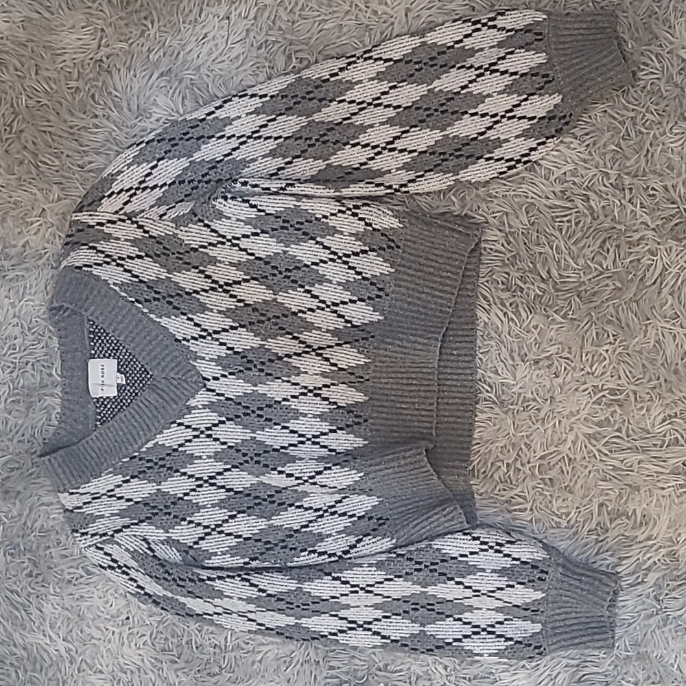 Pink Rose Size s cardigan Grey black and white